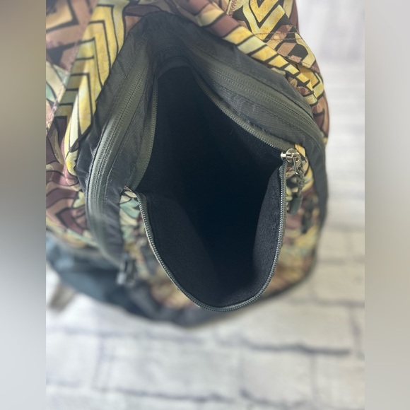 L.L. Bean Quad Explorer Backpack. Great for Outdoors, office, school or travel. - Picture 8 of 12